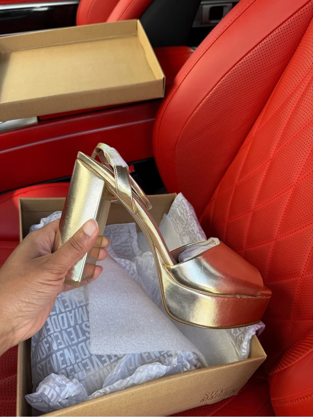 Steve Madden Metallic Gold Platform Block Heel Sandals Size 11 *New in box*